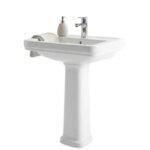 Floor-standing basin with a full or half pedestal hiding the plumbing.